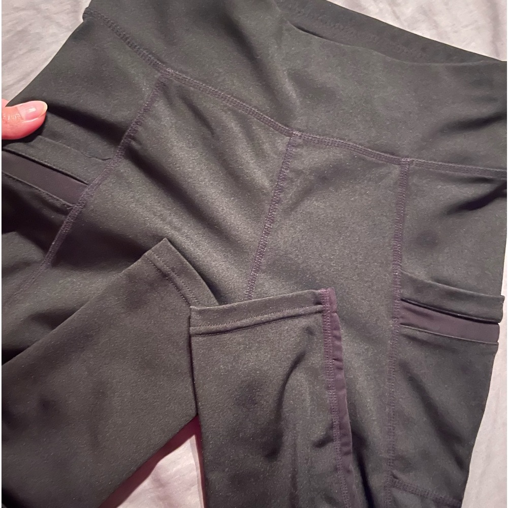 Black Yoga Leggings